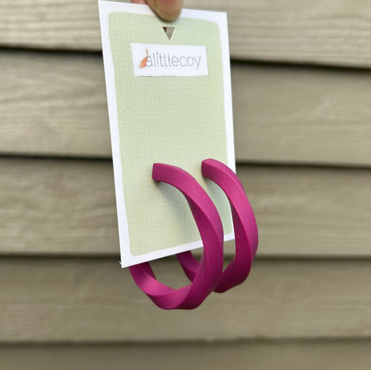 Midsize Hoop earrings by alittlecoy