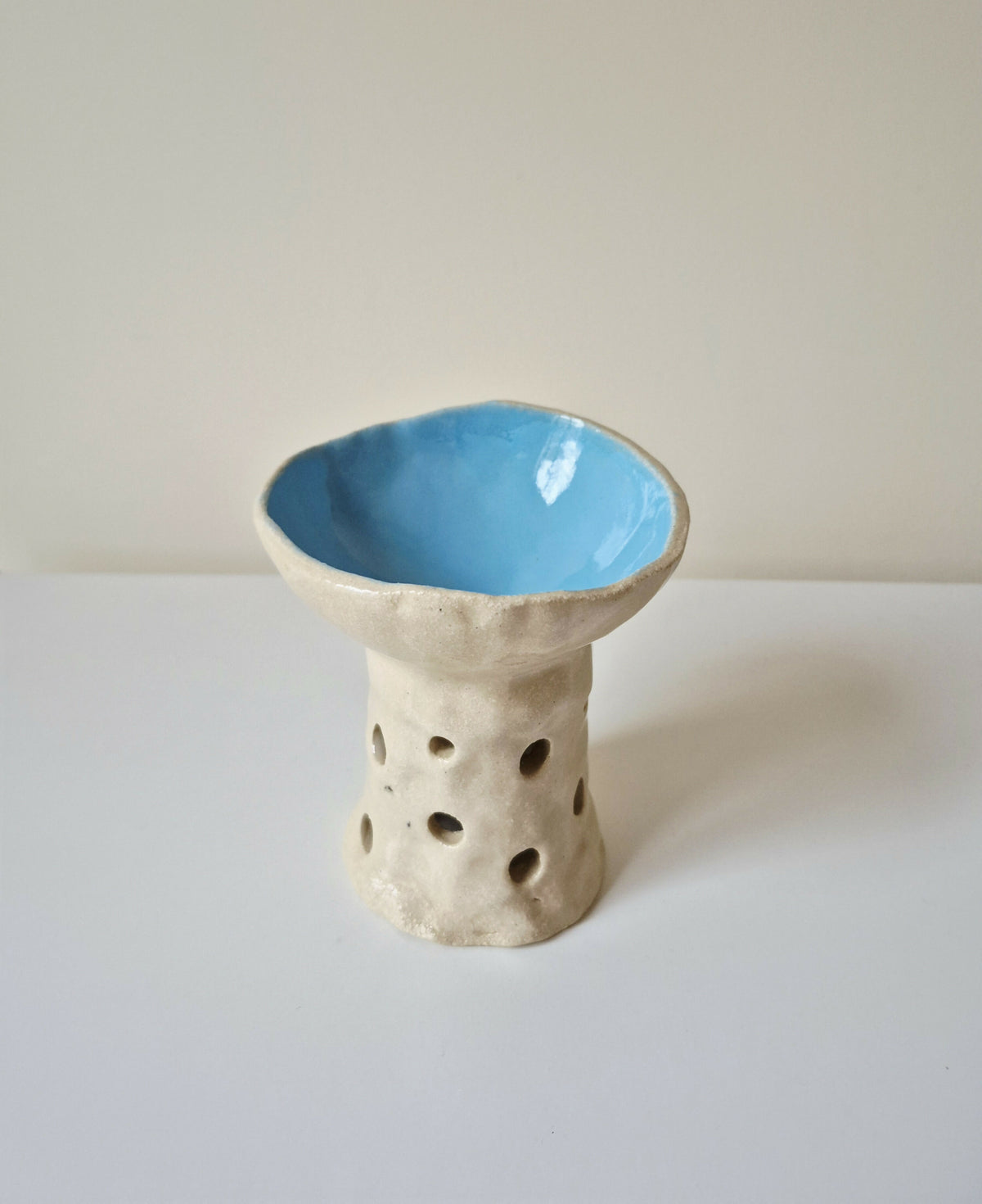Pedestal trinket