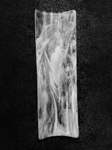 Handcrafted Glass Decorative Vase – Frosted Elegance