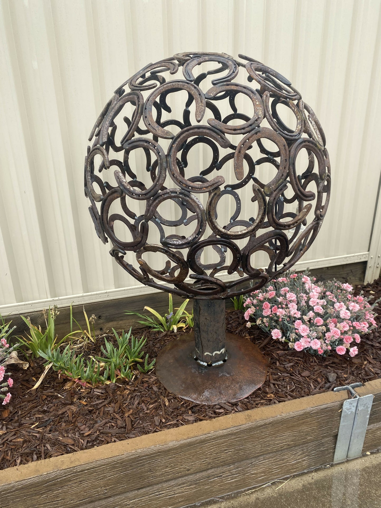 Horse Shoe Ball