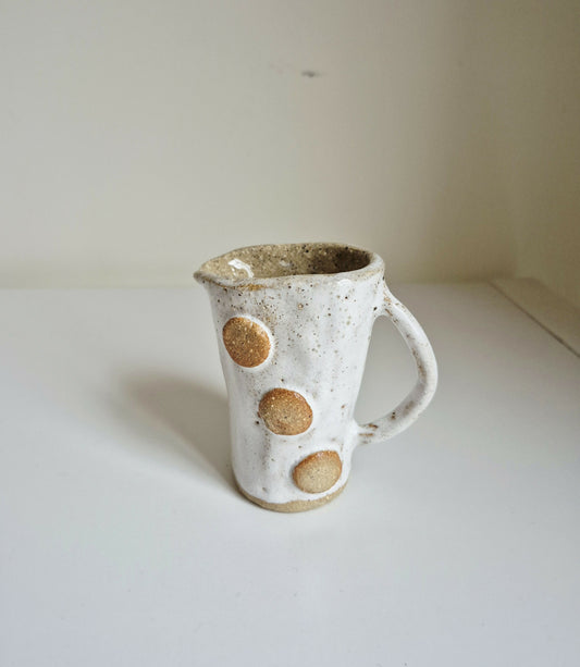 Button jug