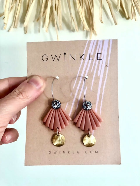 Pretty Little Dangles