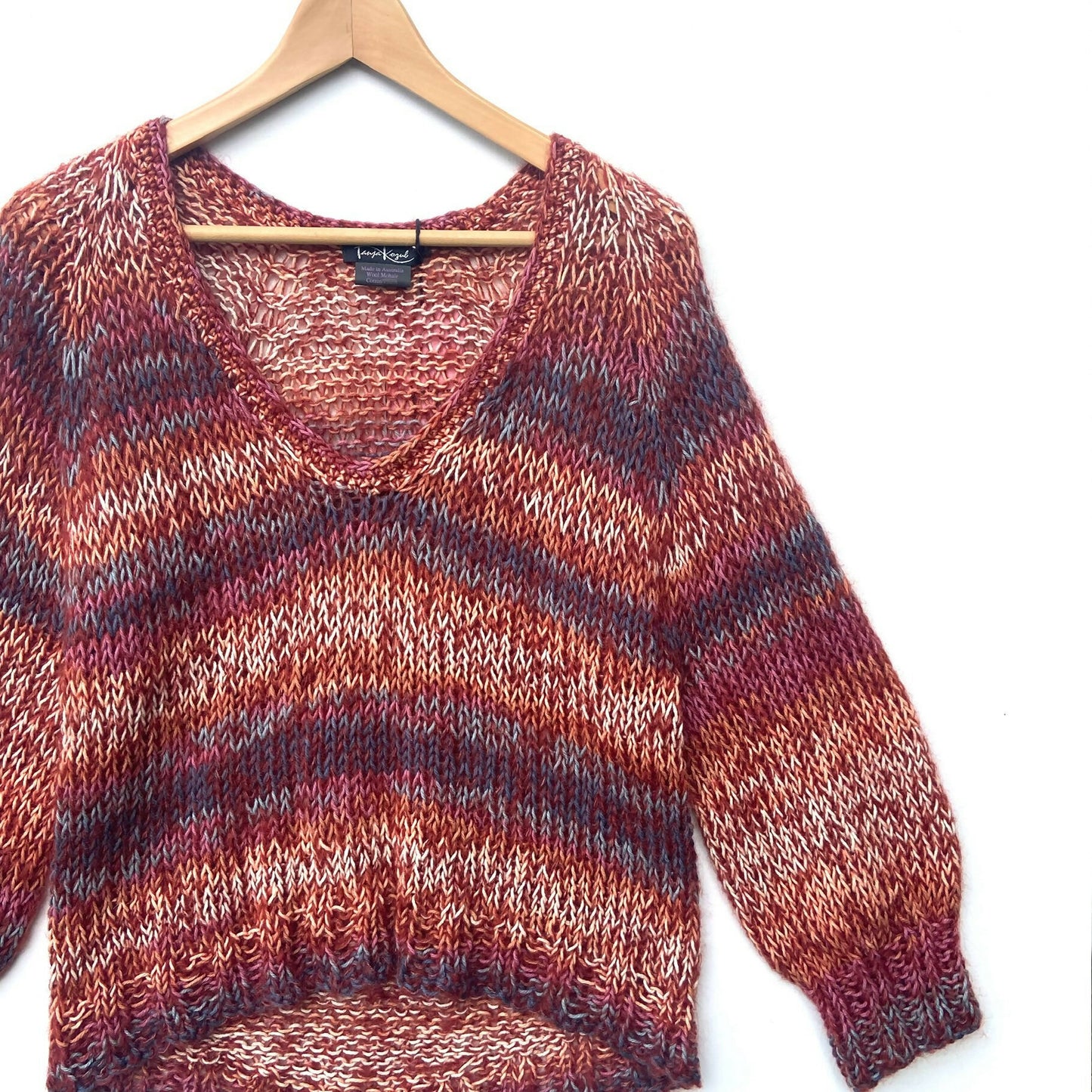HKJUM-45 Hand knit jumper